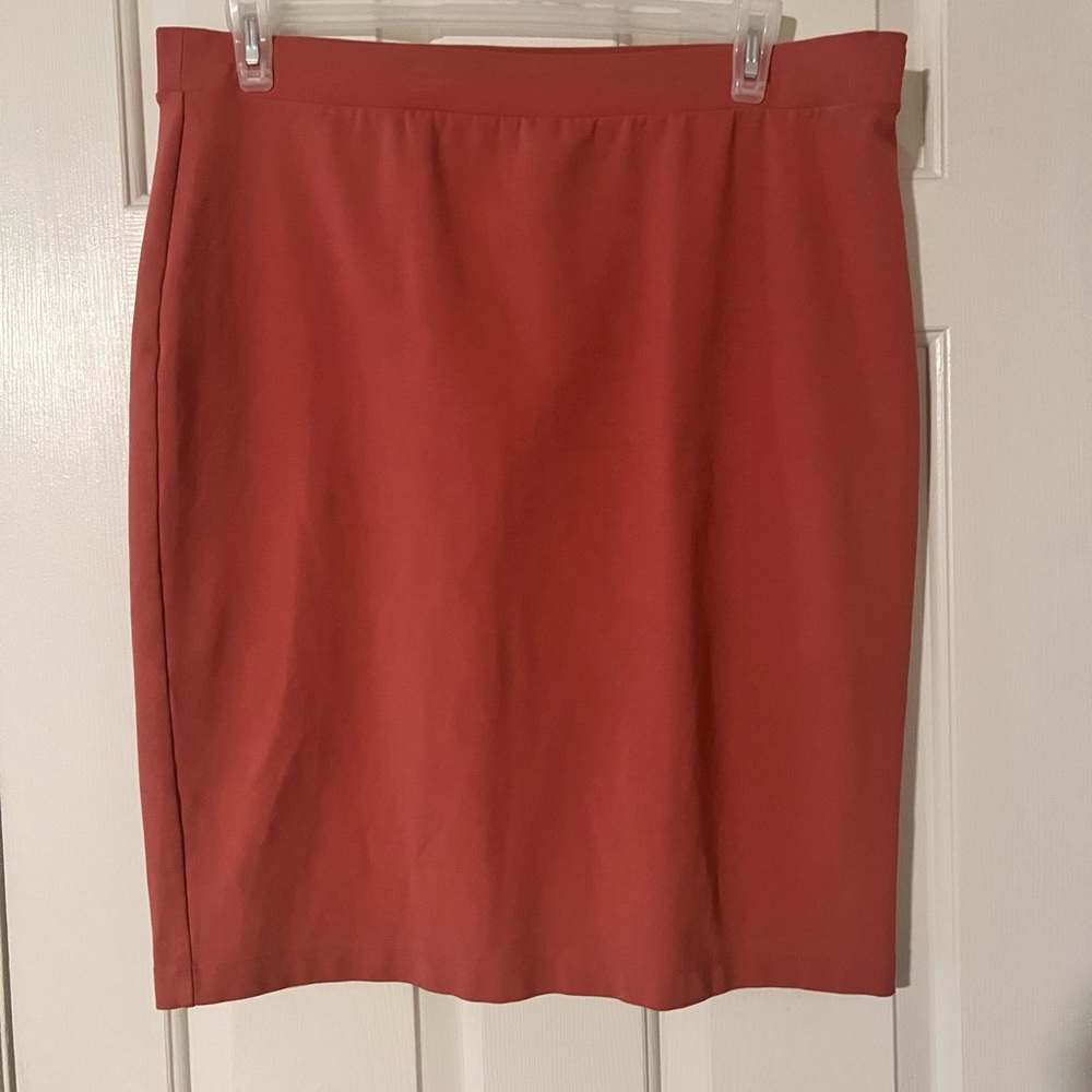 Women’s skirt